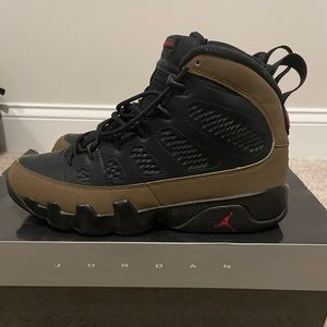 Mens Jordan Olives